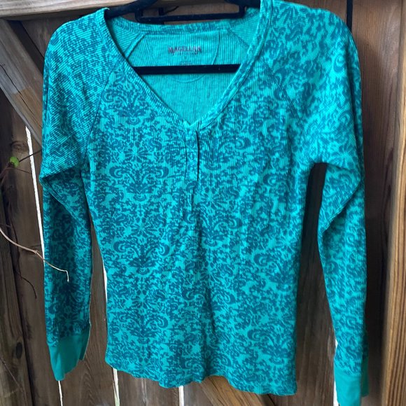 Magellan Thermal Patterned Long Sleeve Top - Picture 3 of 4